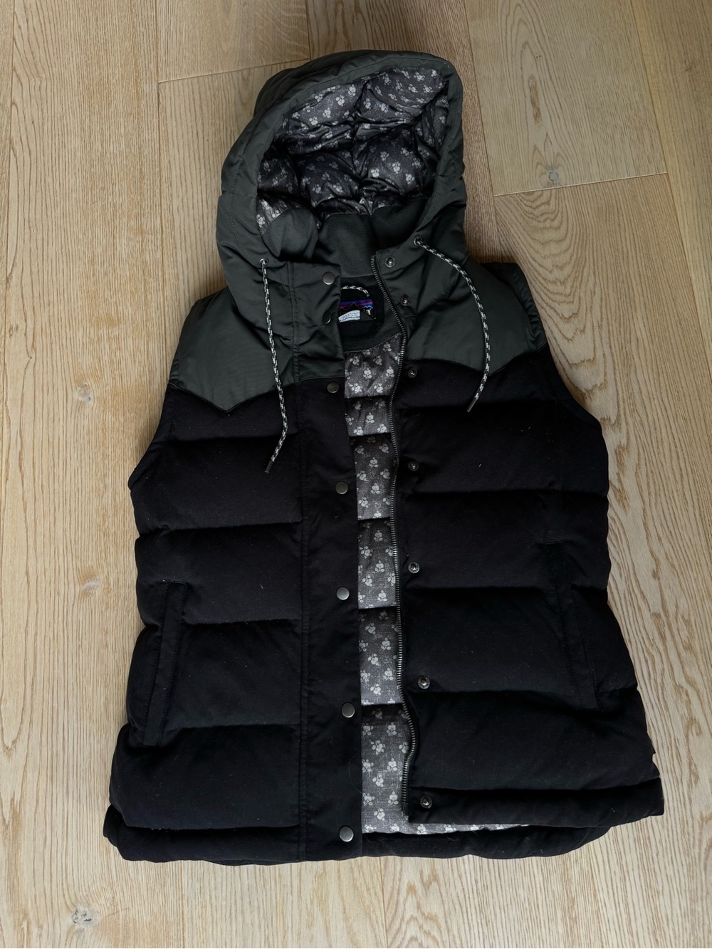 Patagonia Bivy Black Quilted Hooded Puffer Vest with Gray Hood